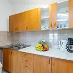 Vanessa With Shared Pool Guest house 3*
